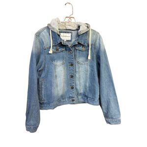 The Style Between Us blue denim jacket distinct grey hood Sz XL Juniors NWOT